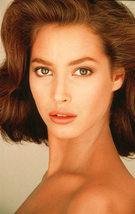 christy turlington photos.